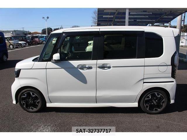 Honda N BOX CUSTOM 2018-10 220586-8