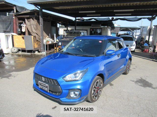 Suzuki SWIFT 2022-07 210966-14