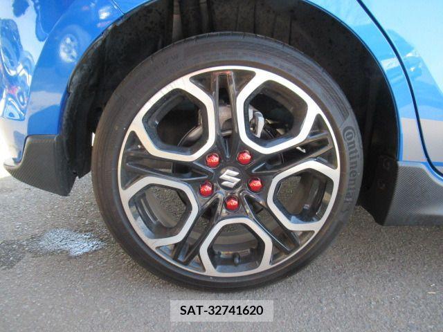 Suzuki SWIFT 2022-07 210966-17