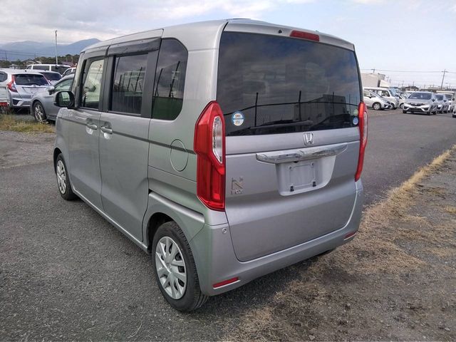 Honda N BOX 2018-11 183207-2