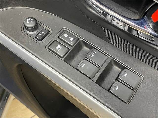 Suzuki SX4 S-CROSS 2017-08 20115-10