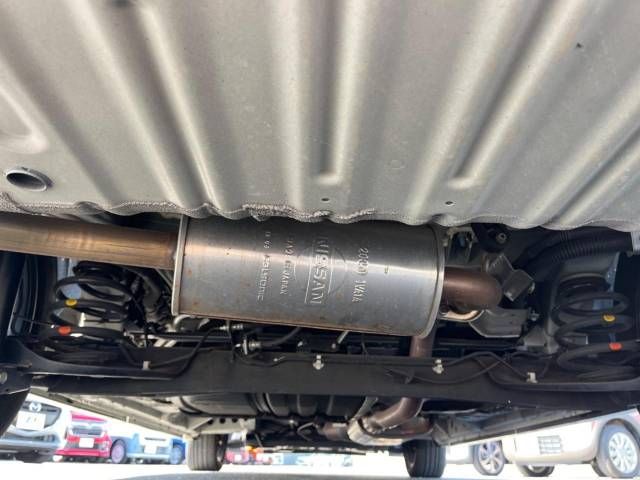 Nissan SERENA 2018-09 19081-19