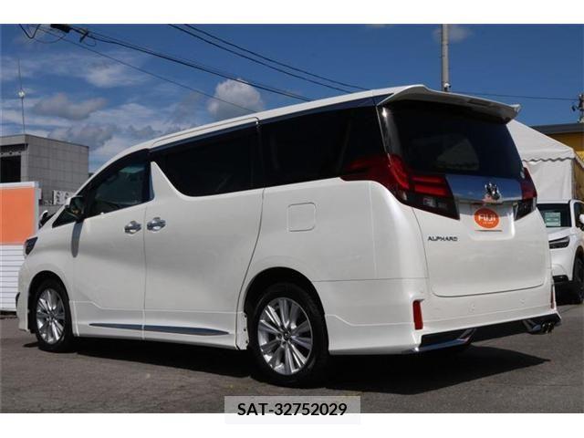 Toyota ALPHARD 2015-03 203608-1