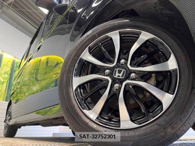 Honda N BOX CUSTOM 2020-10 337615-13