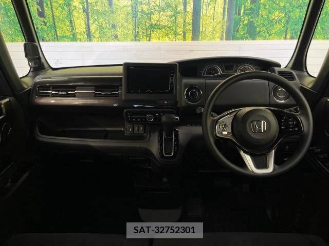 Honda N BOX CUSTOM 2020-10 337615-1