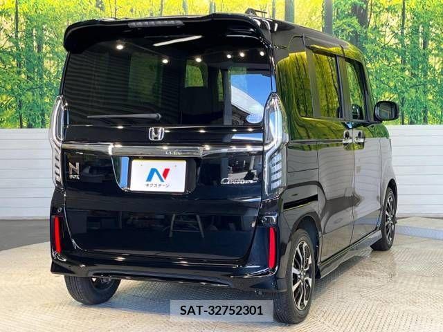 Honda N BOX CUSTOM 2020-10 337615-17