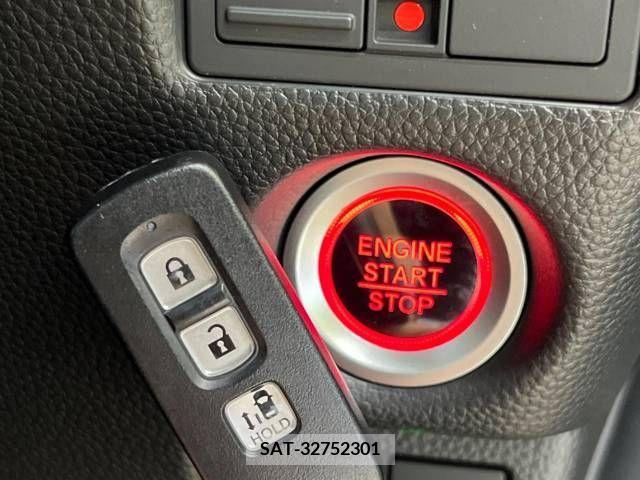Honda N BOX CUSTOM 2020-10 337615-7
