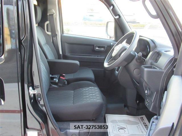 Daihatsu ATRAI 2023-04 206263-14