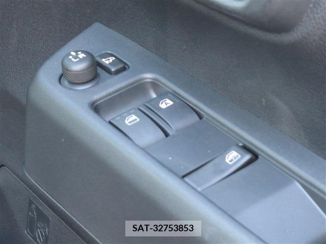 Daihatsu ATRAI 2023-04 206263-9