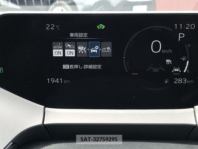 Toyota PRIUS 2023-07 281979-16
