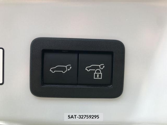 Toyota PRIUS 2023-07 281979-27