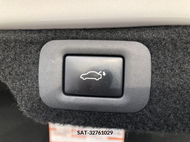 Lexus LS 2018-01 234011-18