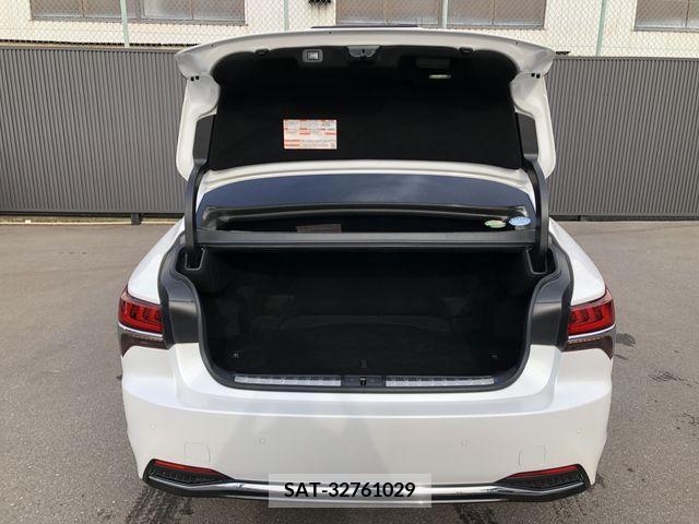 Lexus LS 2018-01 234011-19