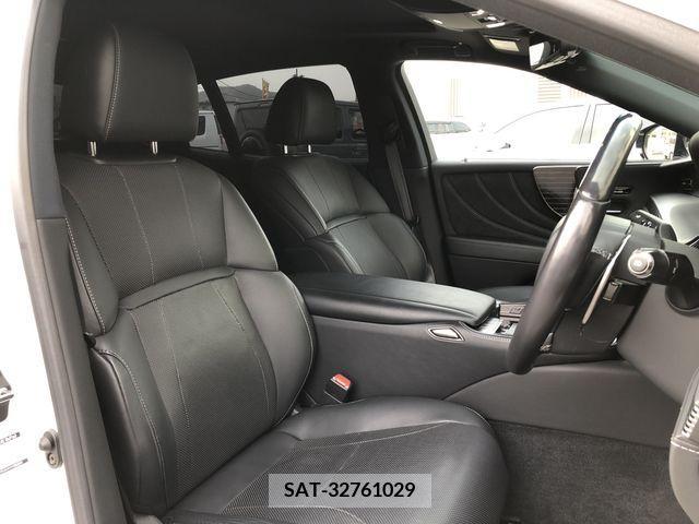 Lexus LS 2018-01 234011-11