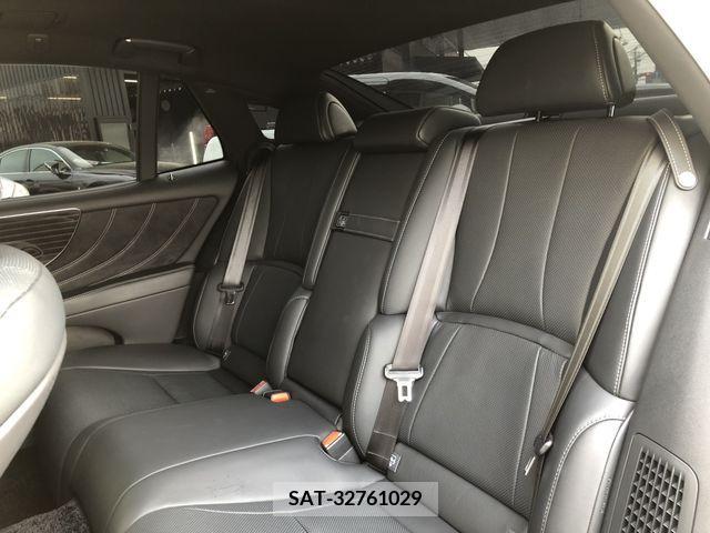 Lexus LS 2018-01 234011-14
