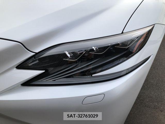 Lexus LS 2018-01 234011-24