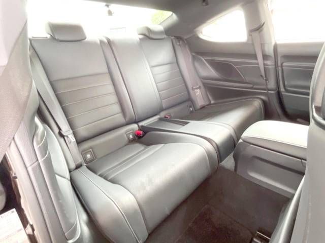 Lexus RC 2015-05 3008-11