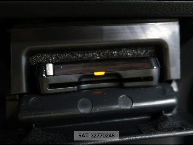 Subaru OUTBACK 2017-10 241701-15