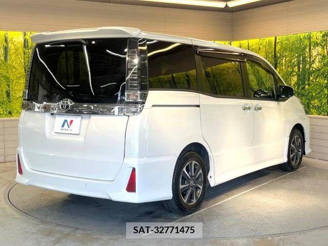Toyota VOXY 2021-02 289023-18