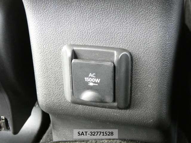 Mitsubishi OUTLANDER PHEV 2018-03 343769-18