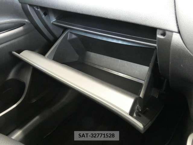 Mitsubishi OUTLANDER PHEV 2018-03 343769-11