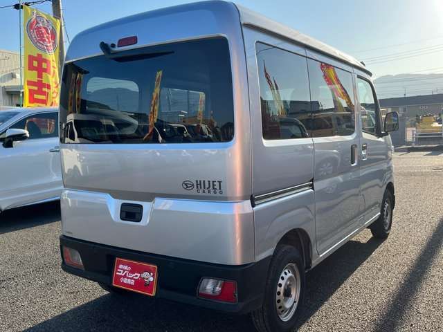 Daihatsu HIJET CARGO 2022-12 184370-5