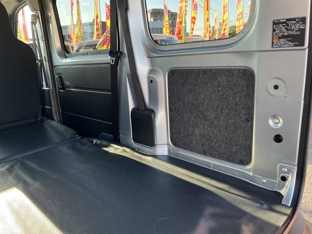 Daihatsu HIJET CARGO 2022-12 184370-24