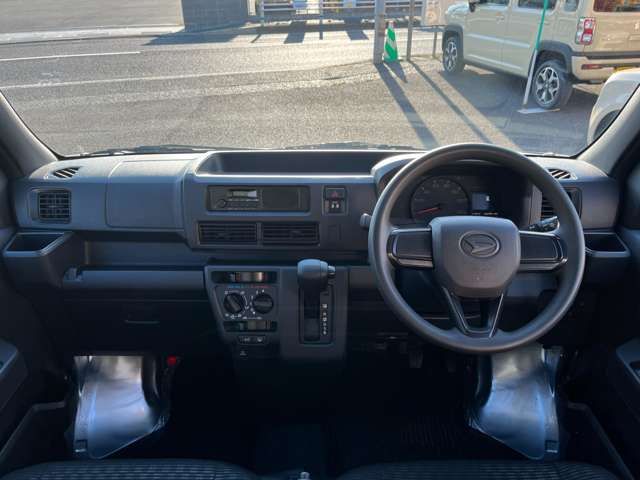 Daihatsu HIJET CARGO 2022-12 184370-11