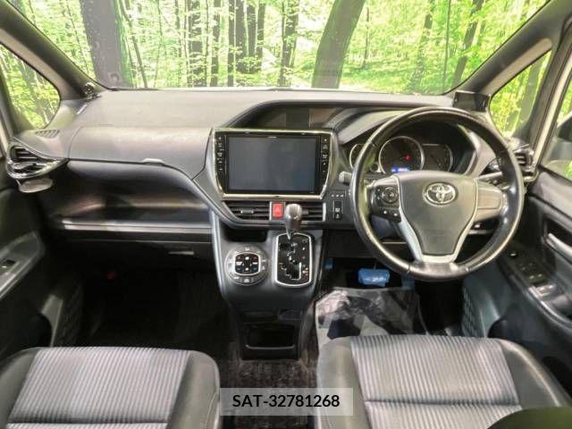 Toyota NOAH 2014-06 384810-1