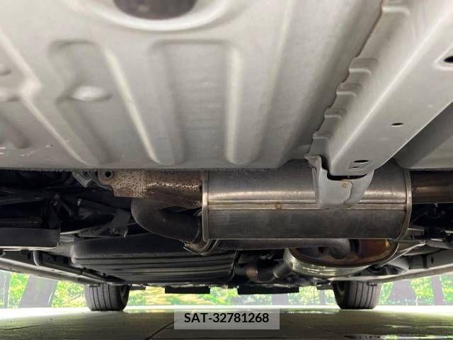 Toyota NOAH 2014-06 384810-19