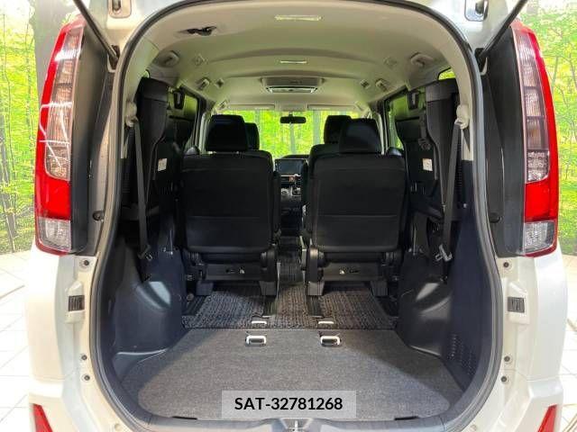 Toyota NOAH 2014-06 384810-13