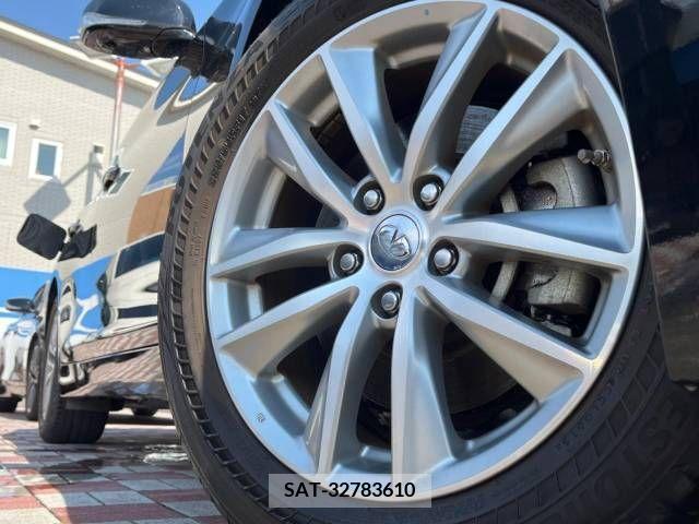 Nissan SKYLINE 2015-06 320667-12