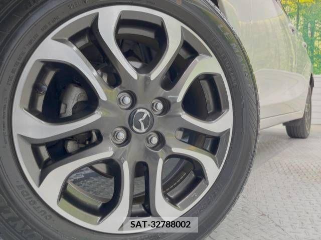 Mazda DEMIO 2016-01 390501-12