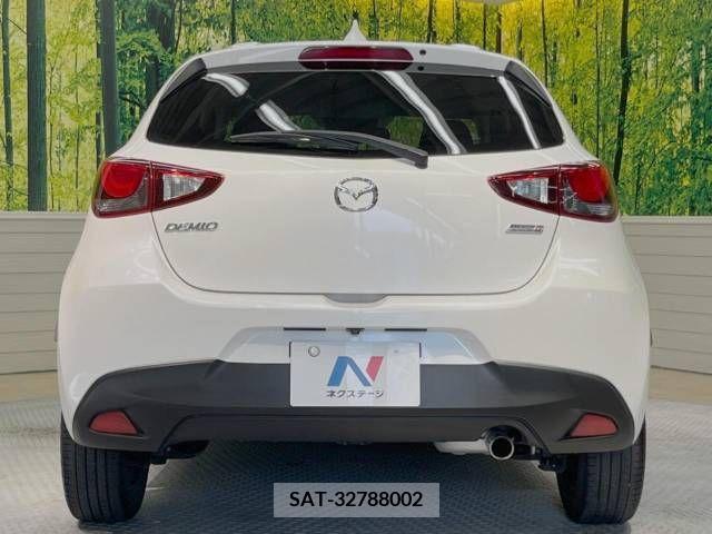 Mazda DEMIO 2016-01 390501-15