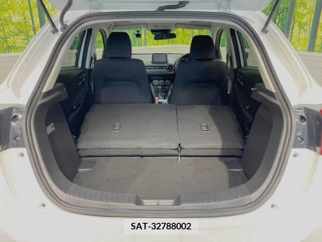 Mazda DEMIO 2016-01 390501-10