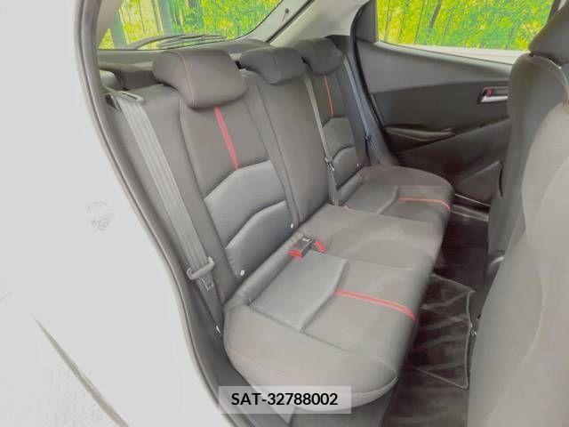 Mazda DEMIO 2016-01 390501-9