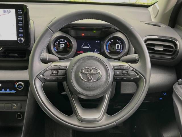 Toyota YARIS CROSS 2023-07 187357-8