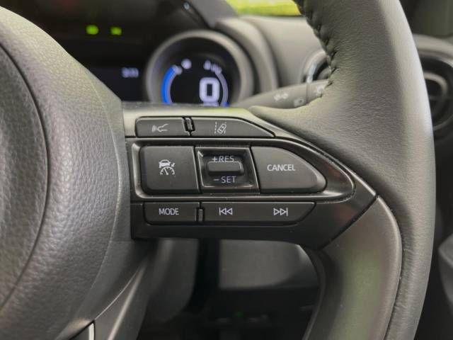 Toyota YARIS CROSS 2023-07 187357-4