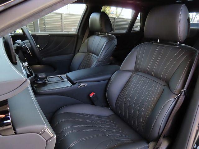 Lexus LS 2021-10 18207-23