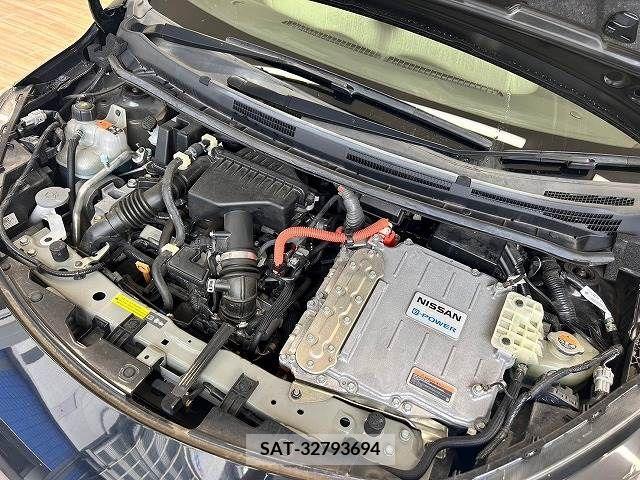 Nissan NOTE 2019-04 279928-19