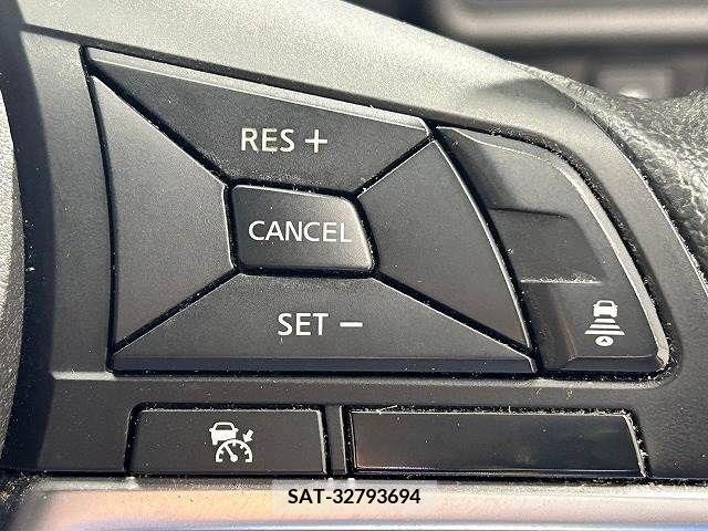 Nissan NOTE 2019-04 279928-4