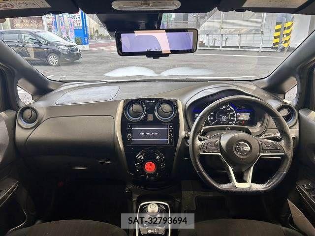 Nissan NOTE 2019-04 279928-1
