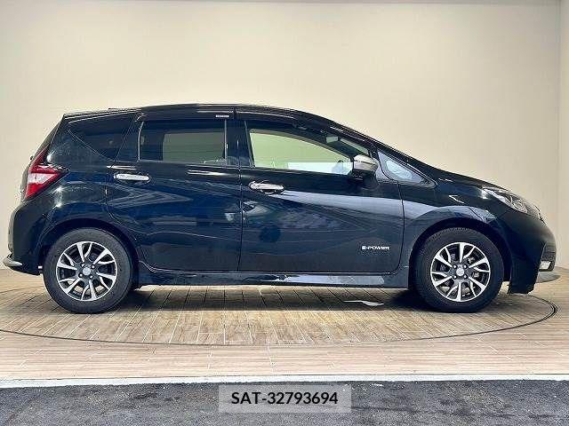 Nissan NOTE 2019-04 279928-14