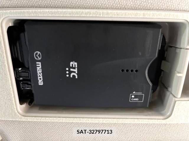Mazda DEMIO 2019-08 230582-6
