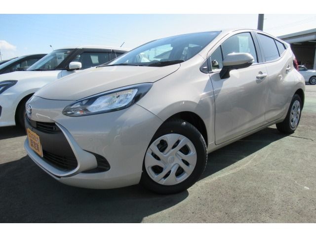Toyota AQUA 2023-02 1677-0