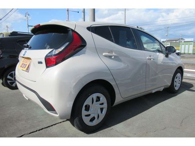 Toyota AQUA 2023-02 1677-3