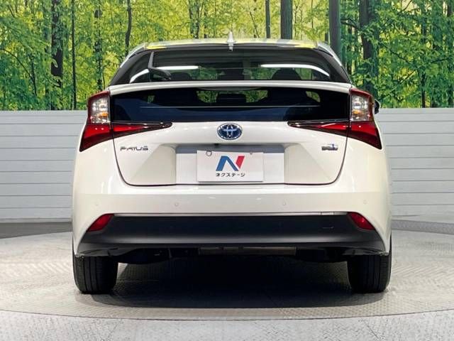 Toyota PRIUS 2020-02 9232-15