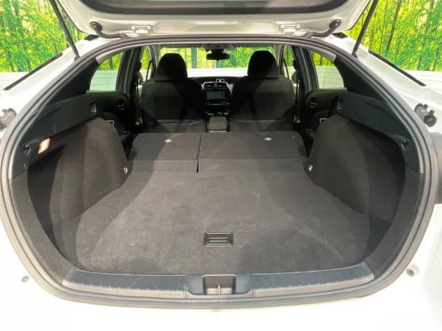 Toyota PRIUS 2020-02 9232-10