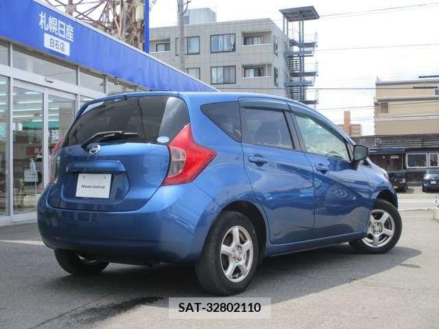 Nissan NOTE 2015-06 337428-1