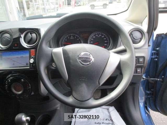 Nissan NOTE 2015-06 337428-4
